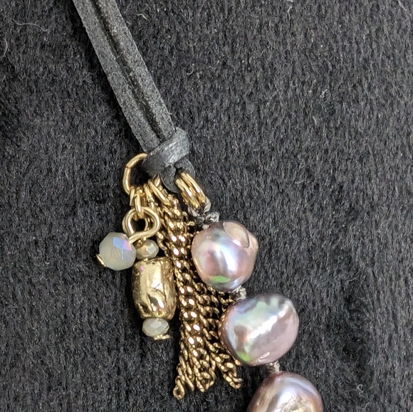 Chico's Retired Purple Feather Pendant Necklace Natural Pearl - Picture 5 of 12